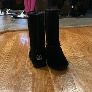 Black bear paw boots